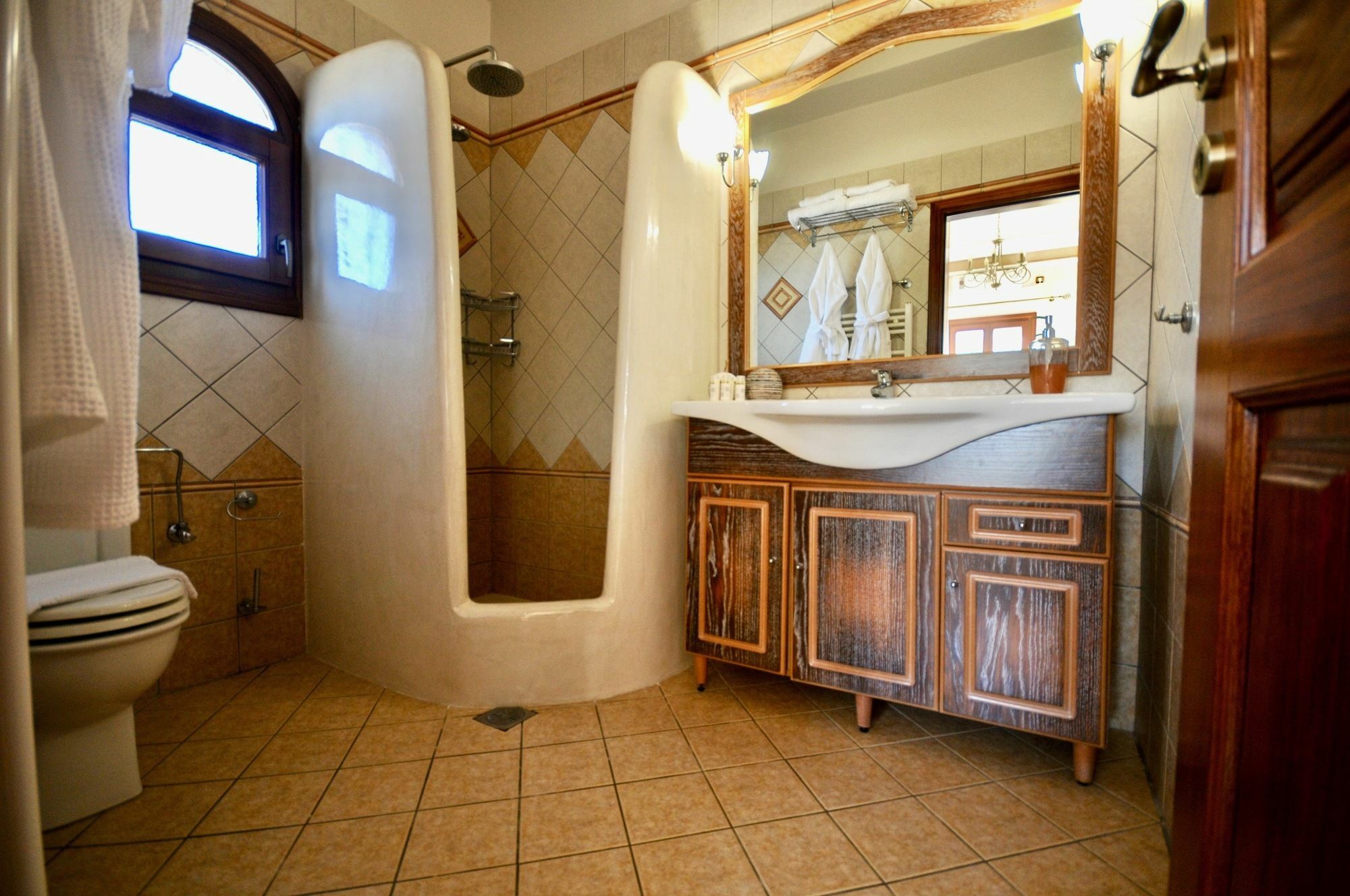 Vineyard Exclusive Suites Akrotírion Zewnętrze zdjęcie