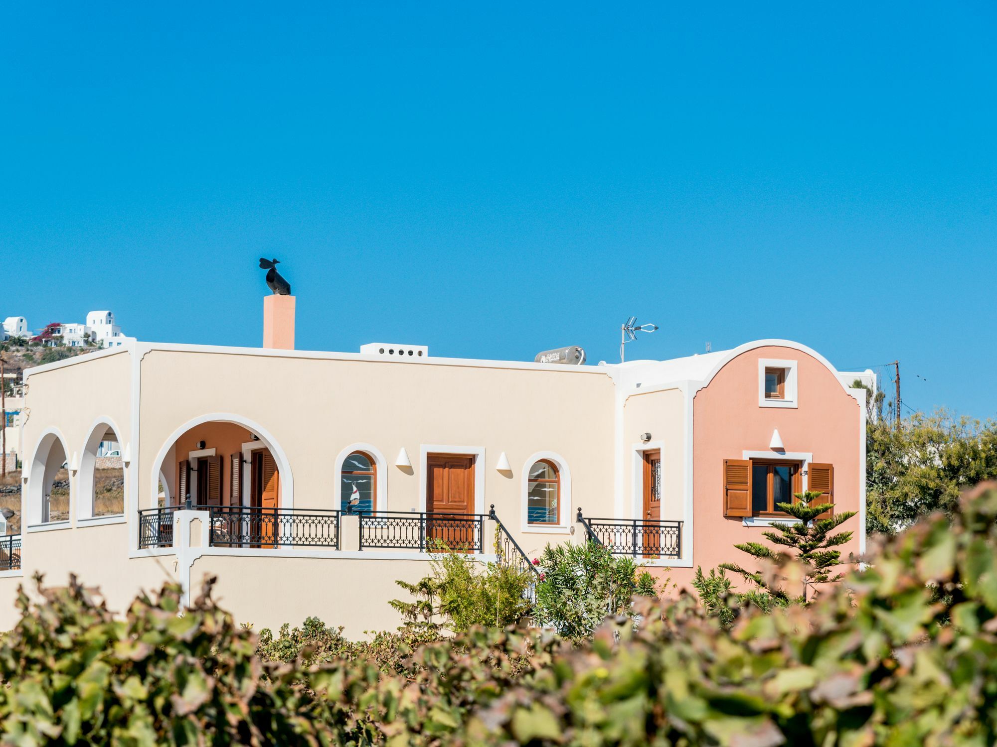 Vineyard Exclusive Suites Akrotírion Zewnętrze zdjęcie